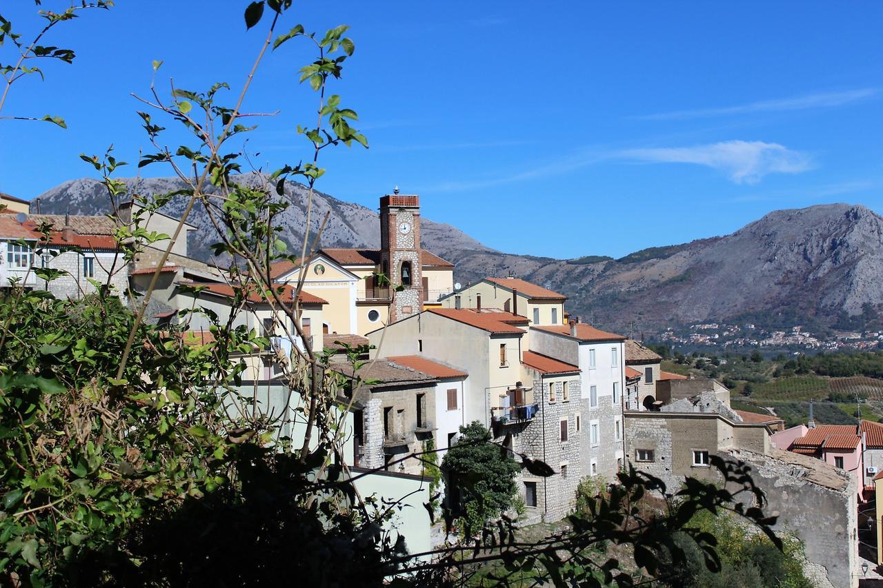 Готель La Chiazzolla Campoli del Monte Taburno Екстер'єр фото